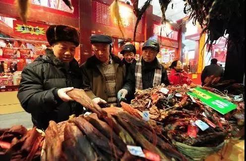 時(shí)代儒商｜新時(shí)代商廈徐家樓店首屆年貨大集 你的年味我們承包了！